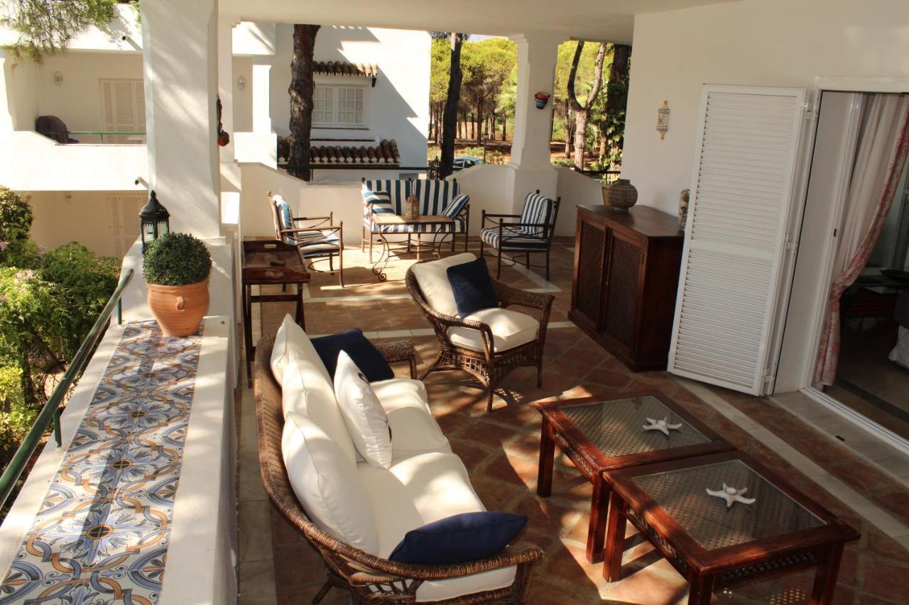 Apartment In El Presidente Beach Side New Golden Mile Estepona Exterior photo